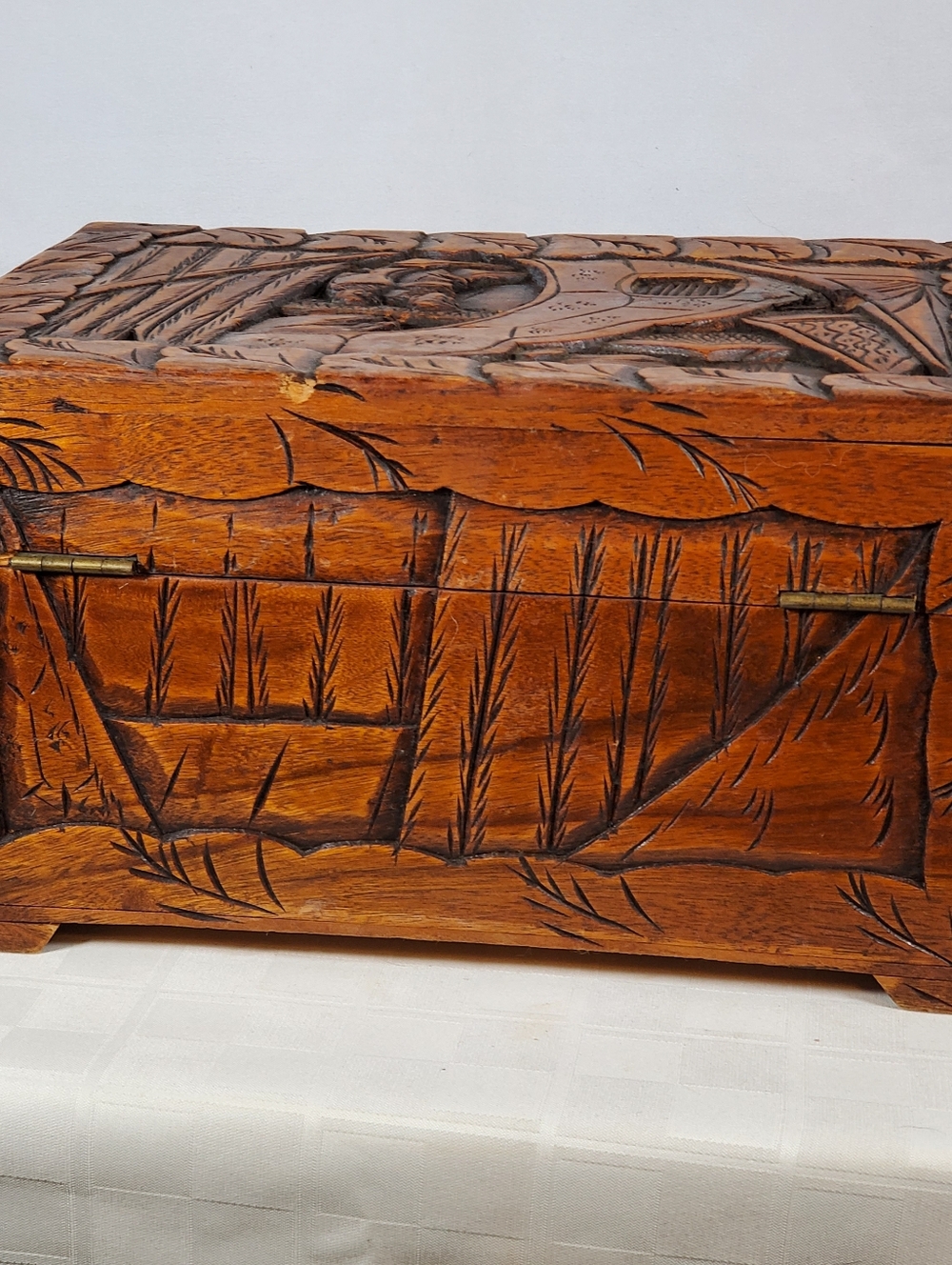 Vintage Chinese Chest - Picture 4 of 8